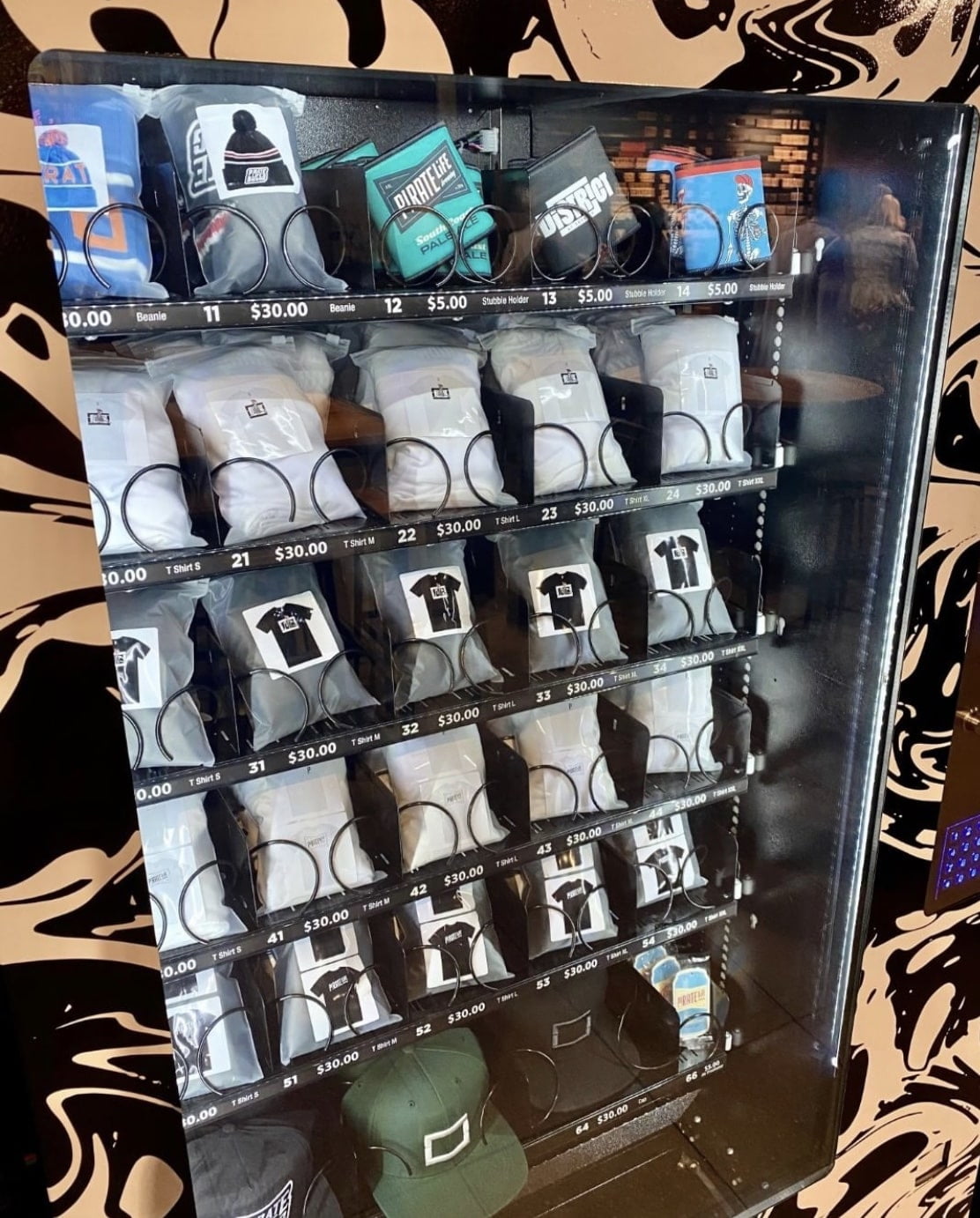 merchandise-vending-machine-smart-vending-machines